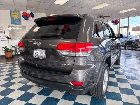 2016 Jeep Grand Cherokee Laredo