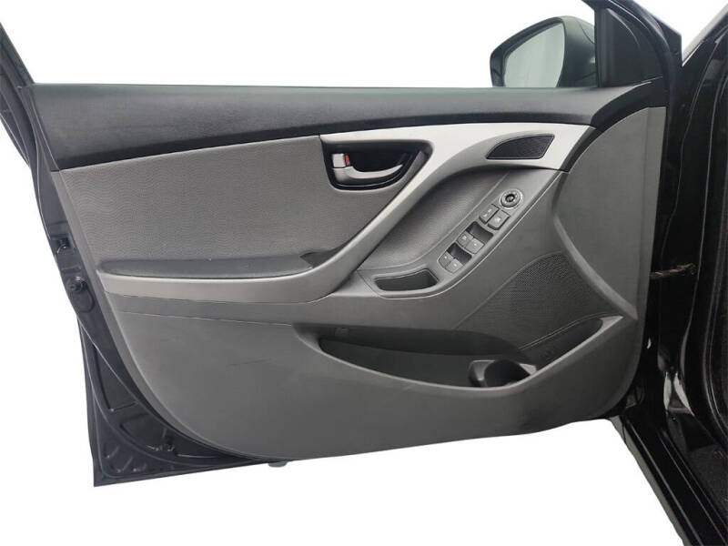 2012 Hyundai Elantra Limited
