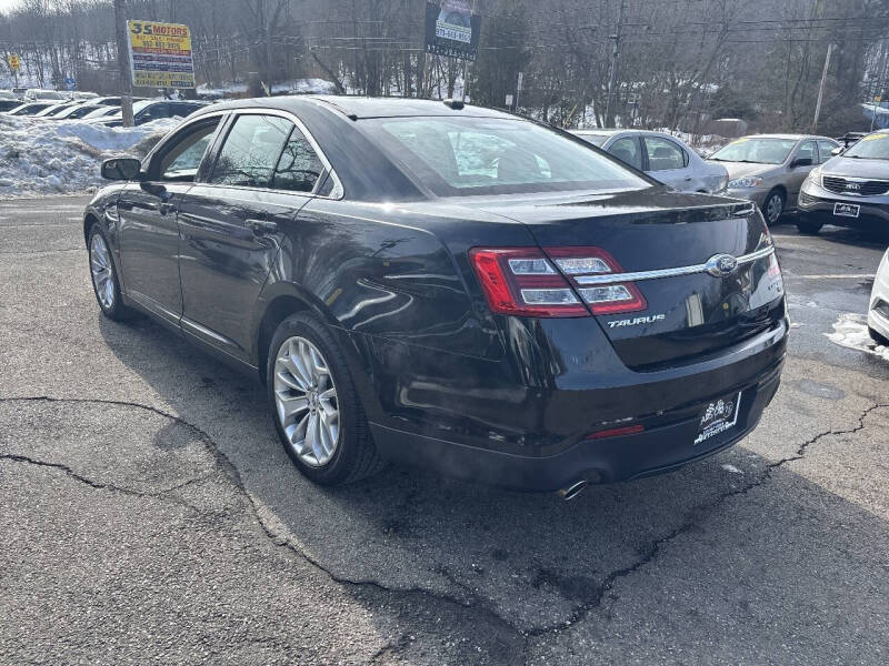 2016 Ford Taurus Limited