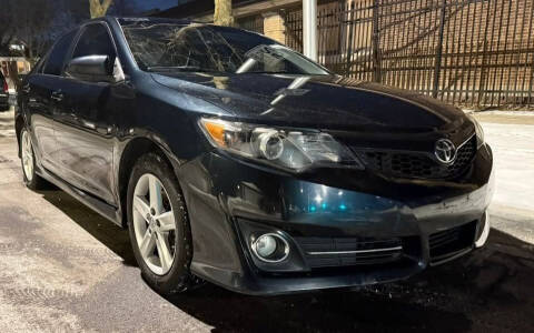 2013 Toyota Camry for sale at Car Deals Chicago in Chicago IL