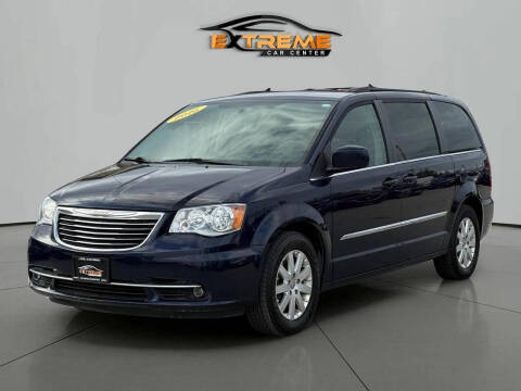2016 Chrysler Town and Country Touring