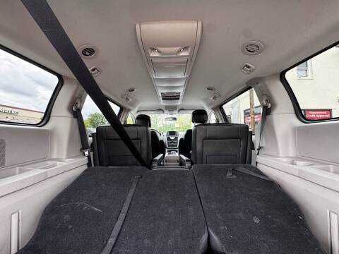 2016 Chrysler Town and Country Touring
