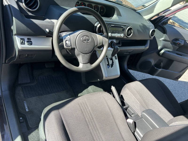 2009 Scion xB