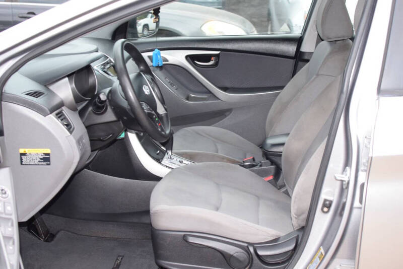 2012 Hyundai Elantra GLS