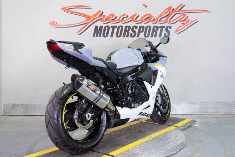 2022 Suzuki GSX-R600