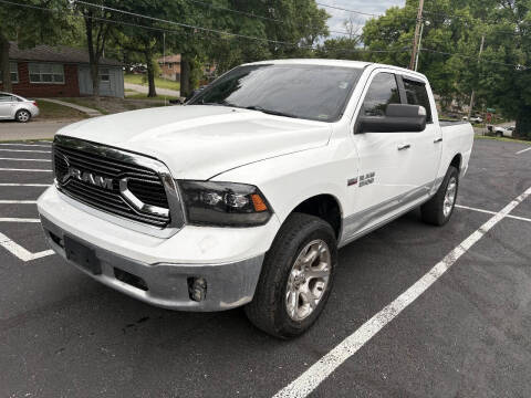 2016 RAM 1500 Laramie