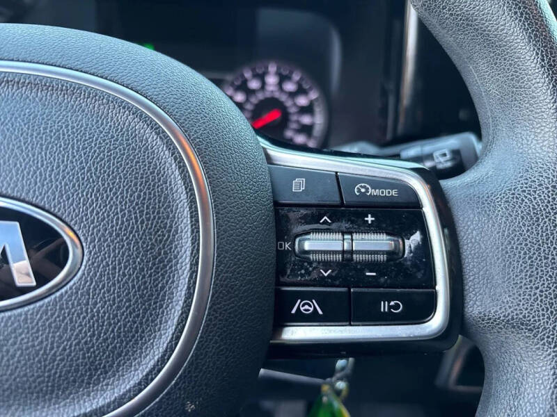 2021 Kia Sorento LX