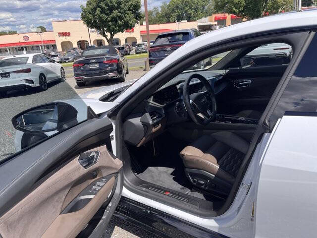 2023 Audi RS e-tron GT quattro