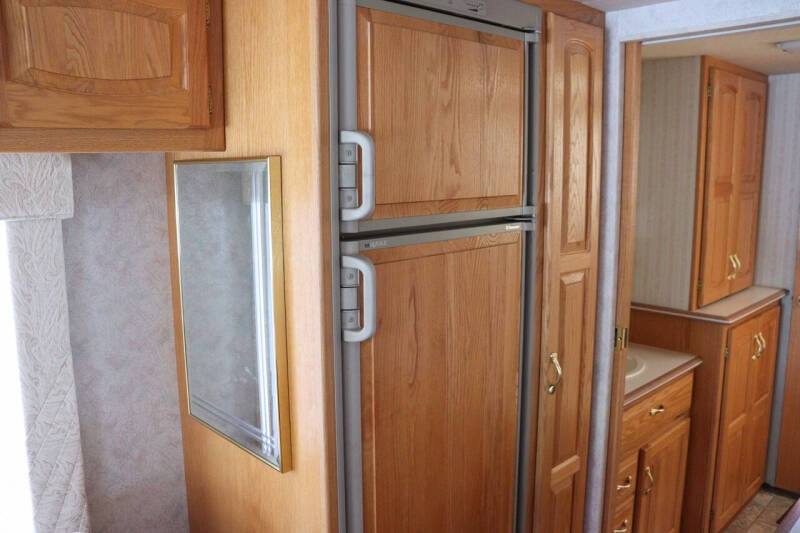 1998 Mountain Air MotorHome