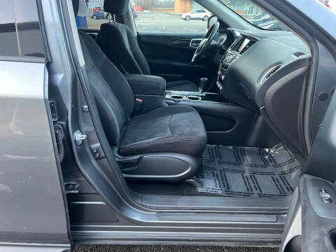 2015 Nissan Pathfinder SV