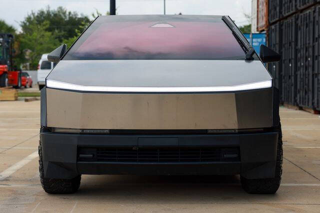 2024 Tesla Cybertruck