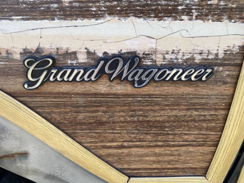 1989 Jeep Grand Wagoneer