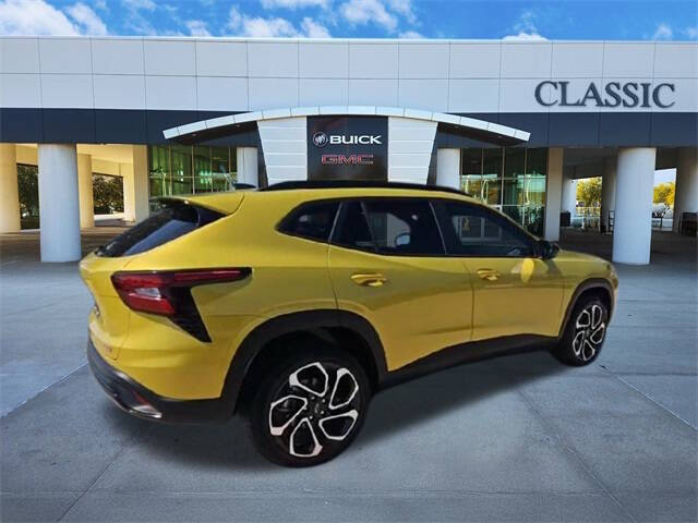 2025 Chevrolet Trax RS