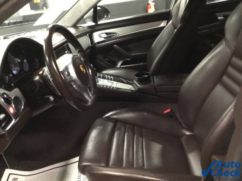 2016 Porsche Panamera GTS