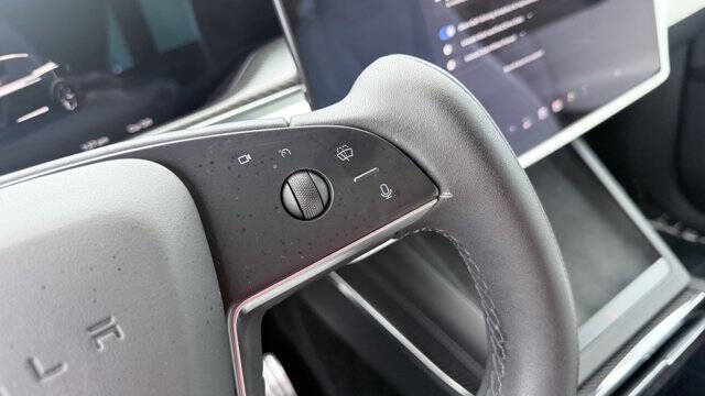 2022 Tesla Model X Plaid