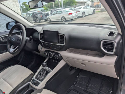 2025 Hyundai Venue SEL