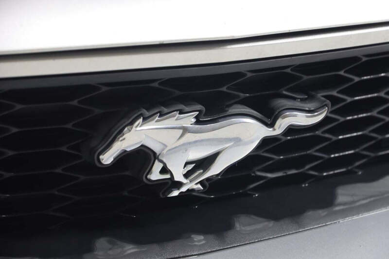 2011 Ford Mustang V6 Premium