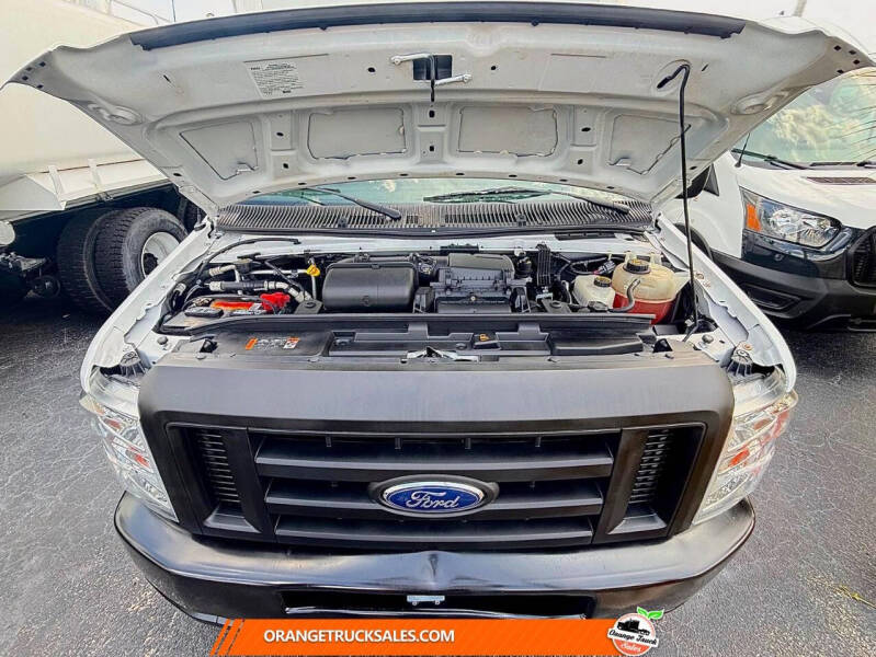2022 Ford E-Series E-350 SD