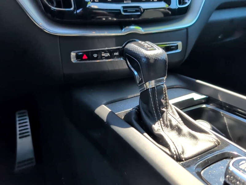 2019 Volvo XC60 T6 R-Design