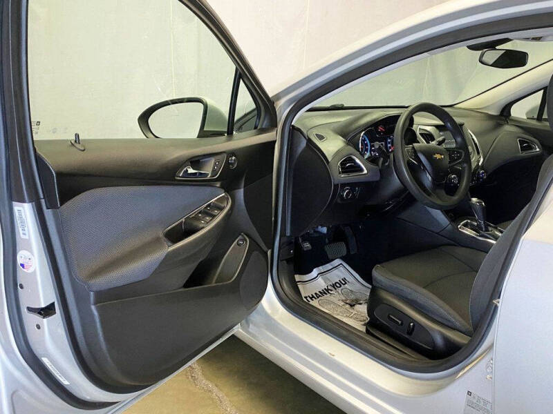 2016 Chevrolet Cruze LT Auto