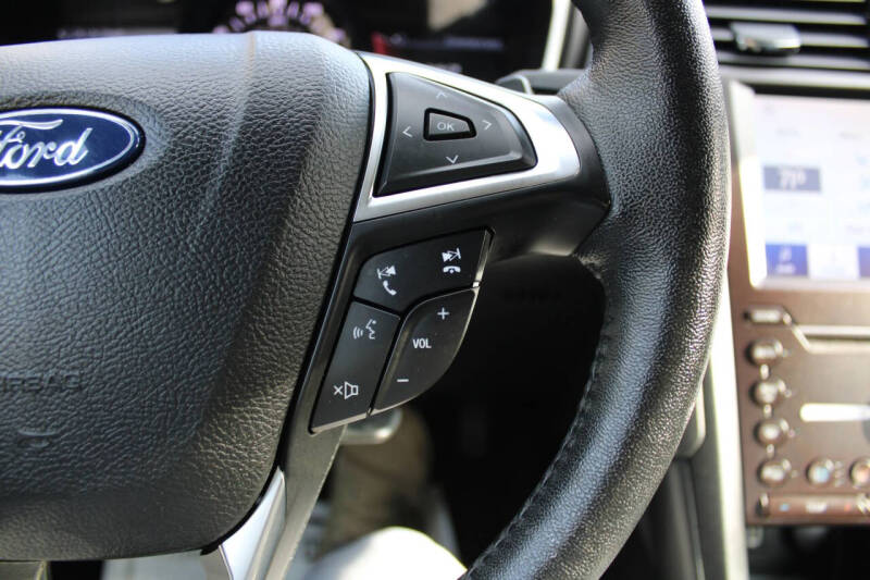 2020 Ford Fusion Titanium