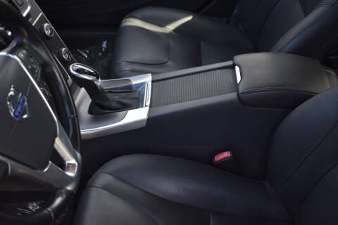 2015 Volvo S60 T5 Premier Plus