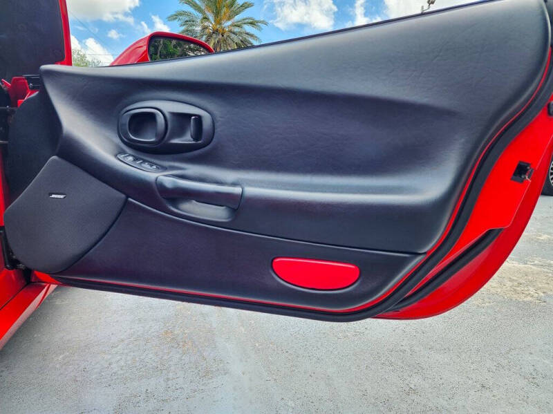 2004 Chevrolet Corvette