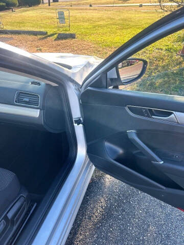 2016 Volkswagen Passat 1.8T S