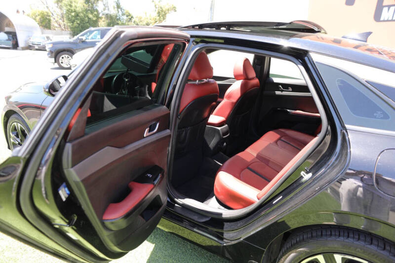 2022 Kia K5