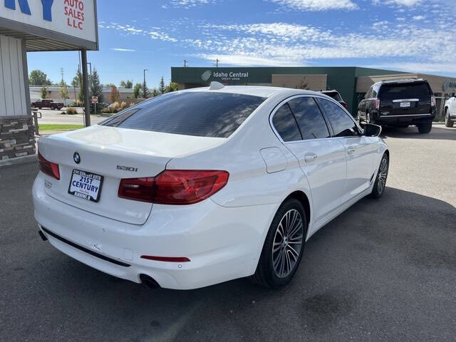 2017 BMW 5 Series 530i