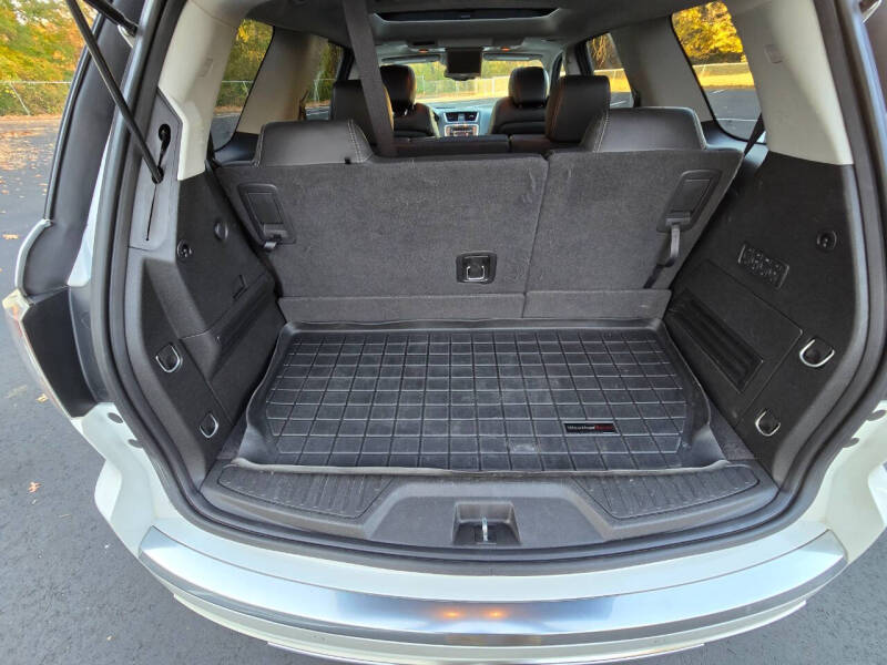 2016 GMC Acadia Denali