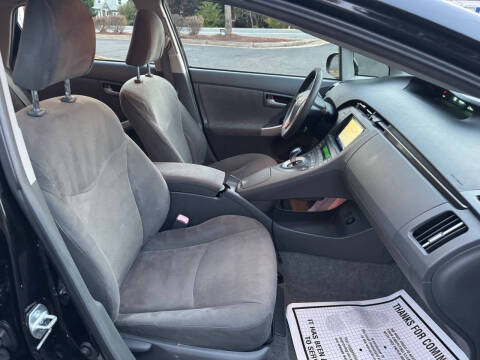 2010 Toyota Prius III