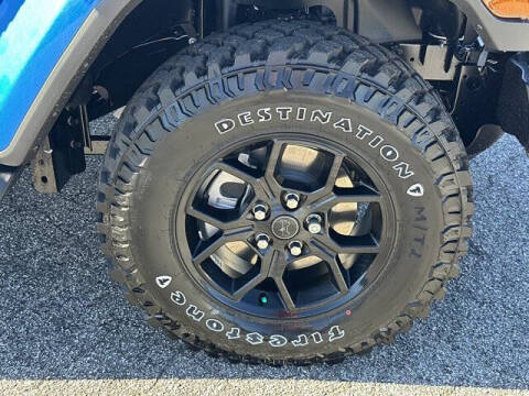 2025 Jeep Gladiator High Tide