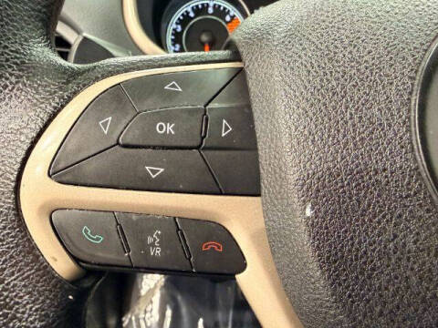 2016 Jeep Cherokee Sport