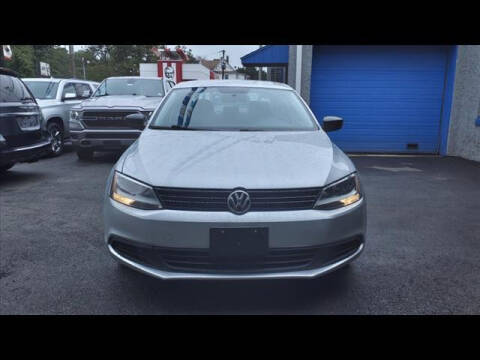 2013 Volkswagen Jetta for sale at M & R Auto Sales INC. in North Plainfield NJ