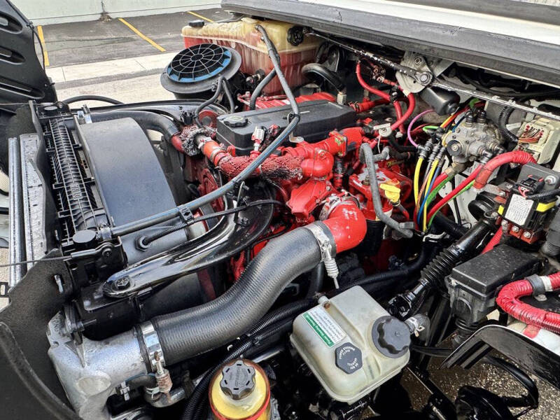 2016 Freightliner M2 106