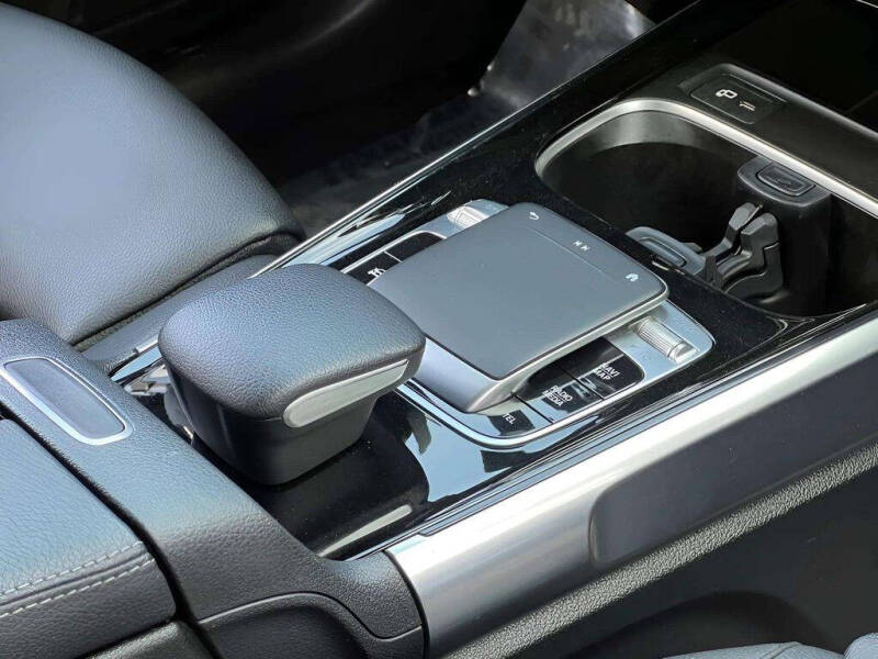 2020 Mercedes-Benz GLB GLB 250 4MATIC