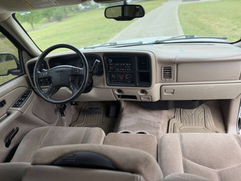 2004 GMC Yukon SLE
