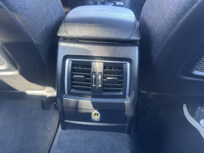 2018 BMW 3 Series 330i