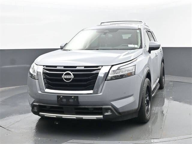 2022 Nissan Pathfinder Platinum