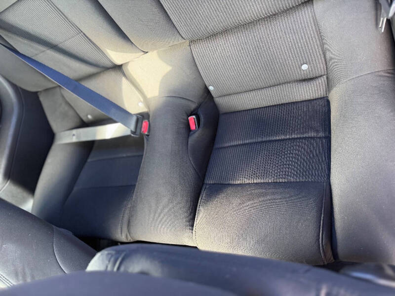 2012 Ford Mustang V6