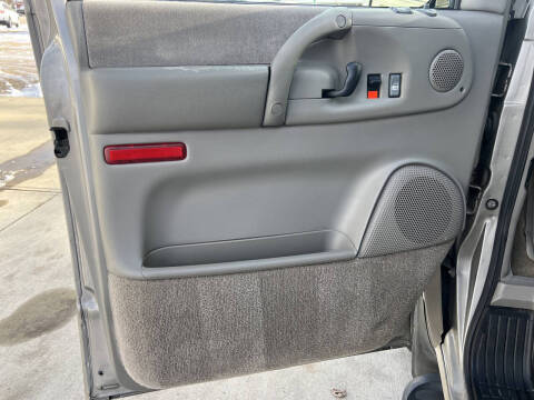 2005 Chevrolet Astro LS