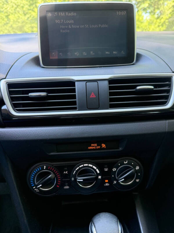 2016 Mazda MAZDA3 i Touring