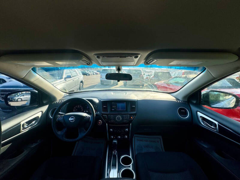 2013 Nissan Pathfinder SV