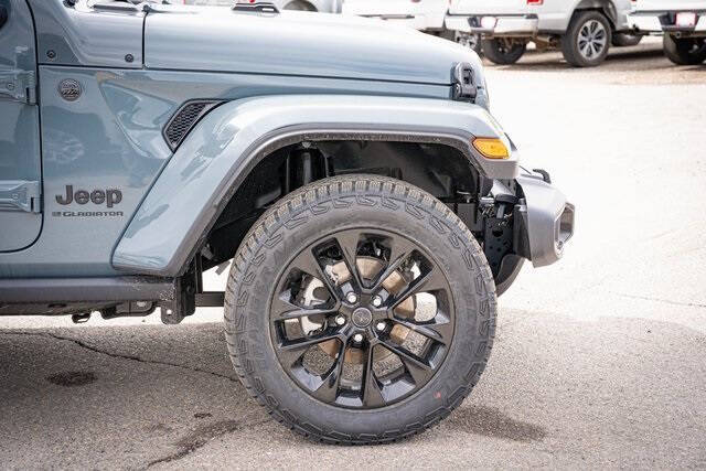 2025 Jeep Gladiator NightHawk