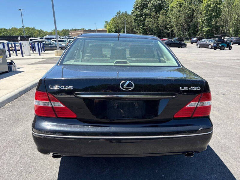2004 Lexus LS 430