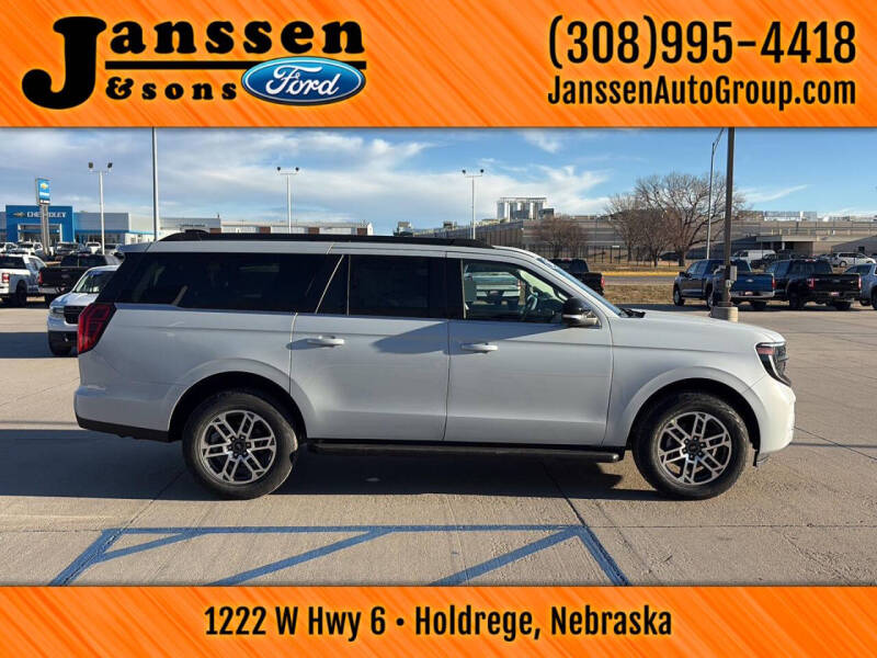 2026 Ford Expedition MAX Active