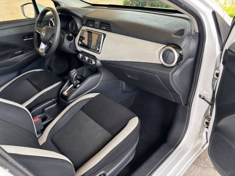 2021 Nissan Versa SV