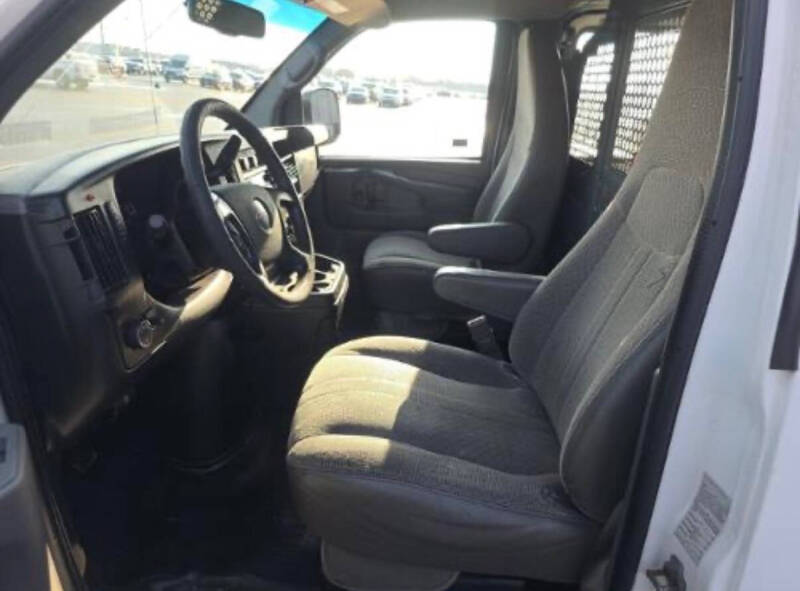 2015 GMC Savana 2500