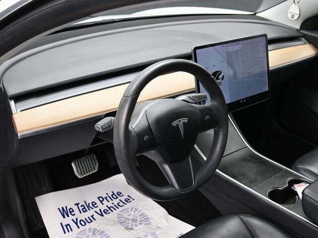 2019 Tesla Model 3 Standard Range Plus